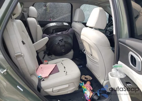 2025 Kia Sorento X-Line Sx z USA, uszkodzony, nr VIN 5XYRKDJF1SG374352